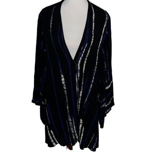Anthropologie | Anthro Bel Kazan Blaze Striped Kimono Black Blue sz OS One Size - Picture 4 of 9